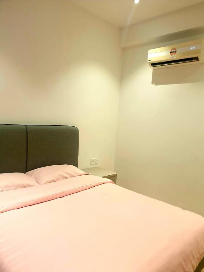 Classic & Comfy 2 Bedroom Condo Georgetown 温馨爵士双房公寓 Bagan Jermal エクステリア 写真