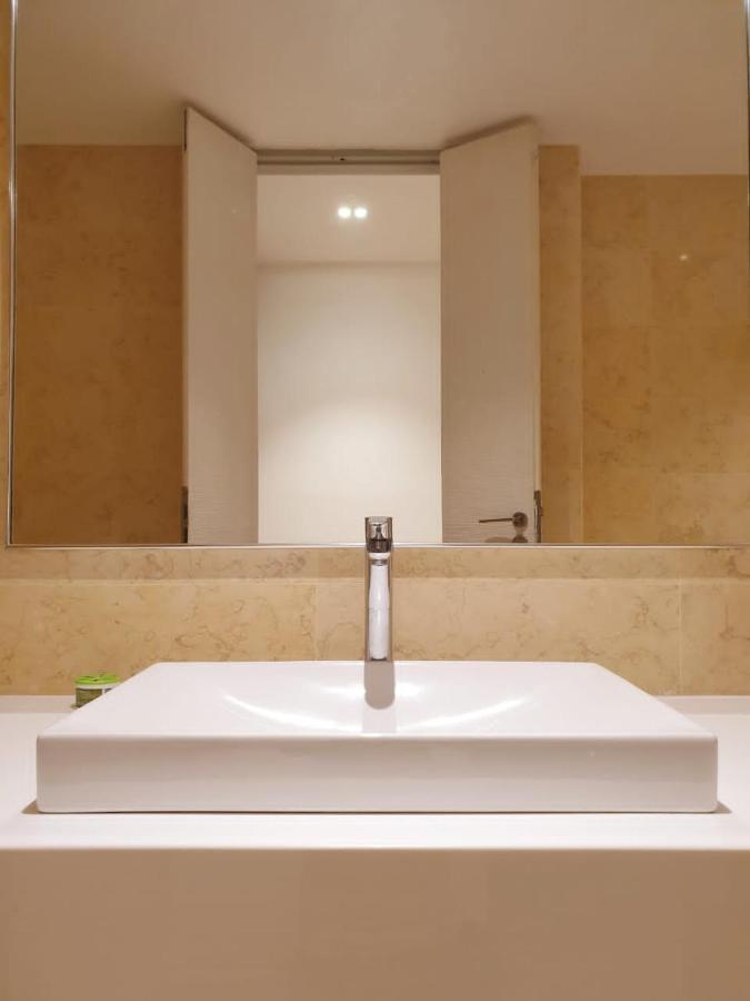 Classic & Comfy 2 Bedroom Condo Georgetown 温馨爵士双房公寓 Bagan Jermal エクステリア 写真